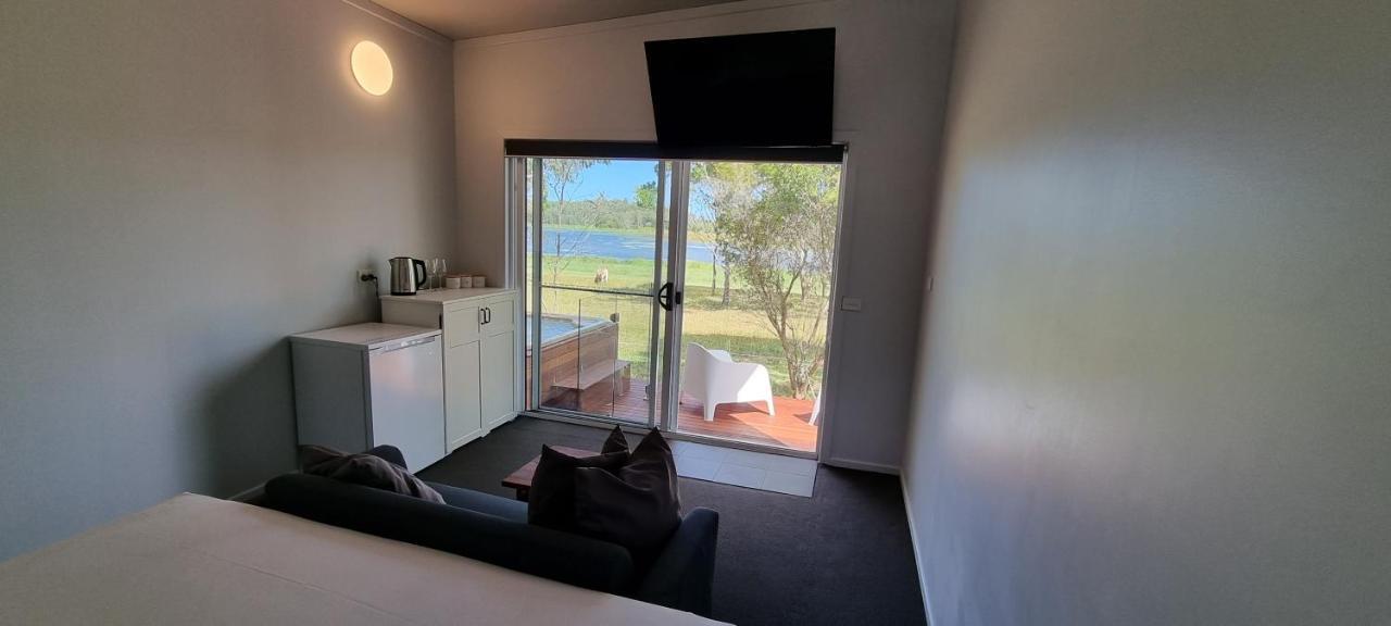 Narangba Motel Eksteriør billede