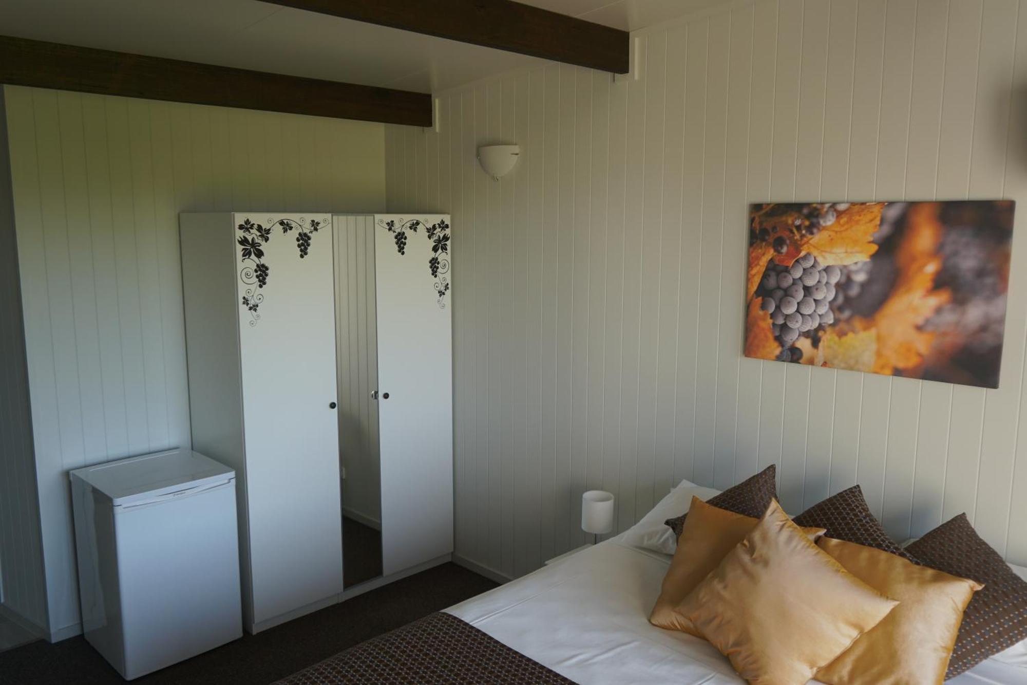 Narangba Motel Eksteriør billede